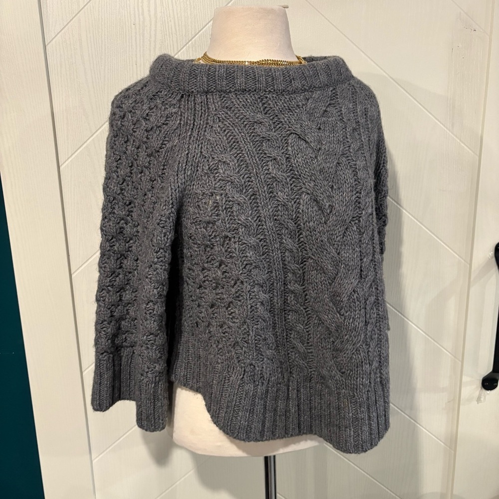 Banana Republic Mock Neck Italian Yarn  Knit Cropped‎ Sweater Fisherman Knit
